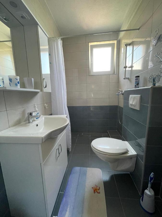 Apartmani Mateja Kaštela Kültér fotó